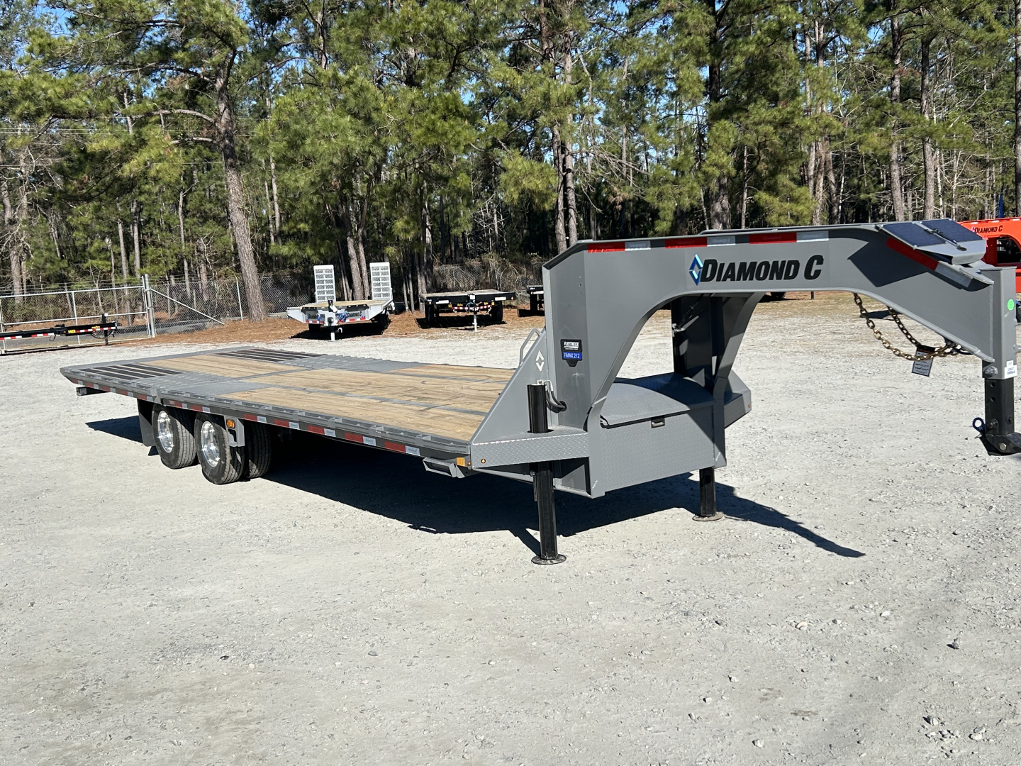 New 2026 Diamond C Trailers FMAX212 Gooseneck Flatbed Trailer with Hydraulic Dovetail ( 18ft Deck + 12" Dove = 30ft )