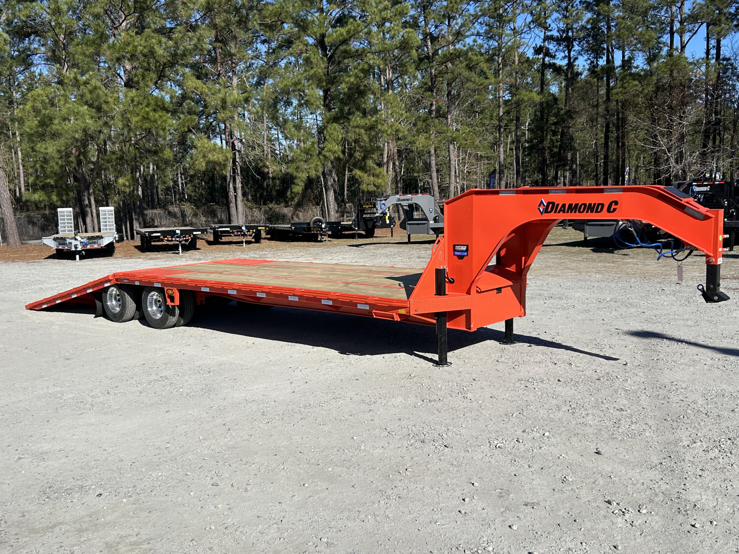 New 2026 Diamond C Trailers FMAX210 Gooseneck Flatbed Trailer, (20ft Deck + 12ft Dove) Hydraulic Dovetail