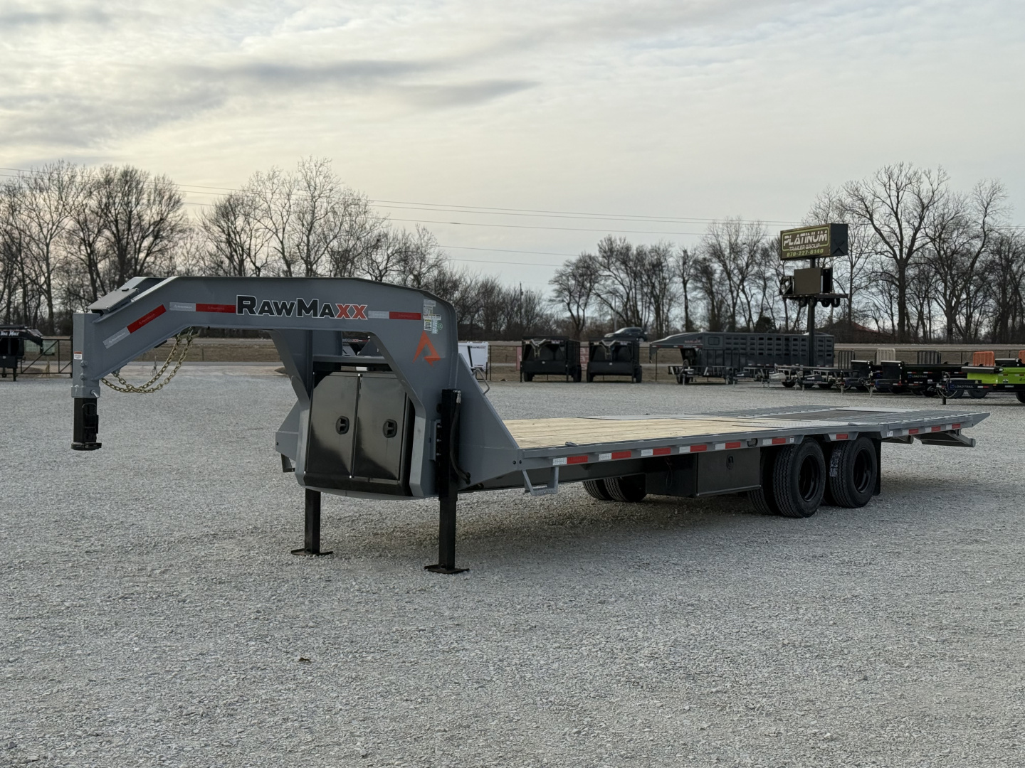 New 2026 RawMaxx HTX 102X32 GOOSENECK 16K HYDRAULIC DISC BRAKE AXLES AND 11' HYDRAULIC DOVE/JACKS 30K GVWR Flatbed Trailer