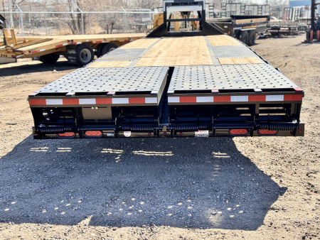 New 2026 Southland Trailers 8.5-32 Engineered Beam Gooseneck Deckover W/ Max Ramps 29K GVWR