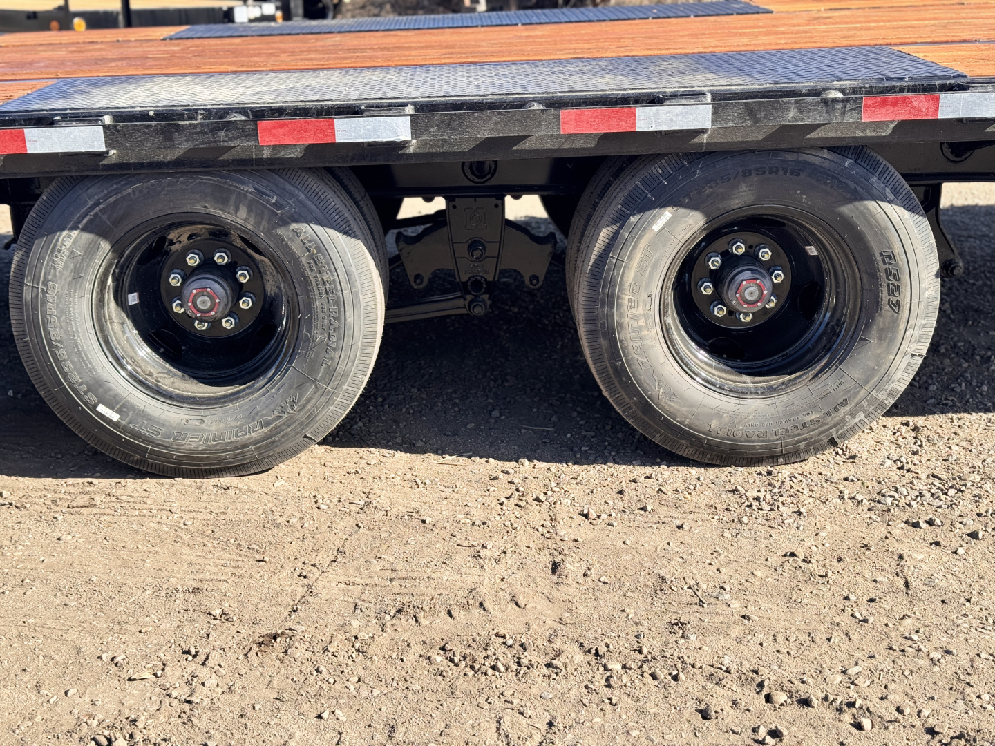 New 2026 Southland Trailers 8.5-36 Engineered beam Gooseneck Deckover W/ 6' MAX Ramps 29K GVWR