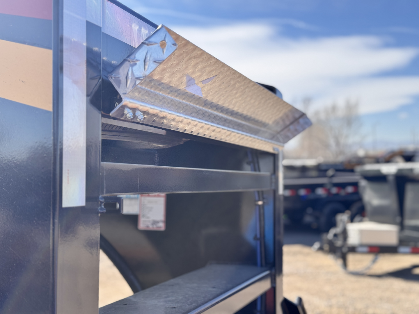 New 2026 Southland Trailers 8.5-36 Engineered beam Gooseneck Deckover W/ 6' MAX Ramps 29K GVWR