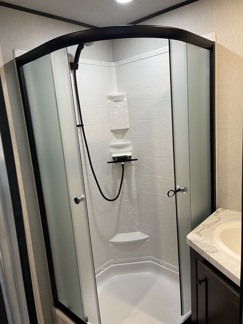 New 2026 Bison Trailers SV8313B.S.R- SIDE LOAD Horse Trailer