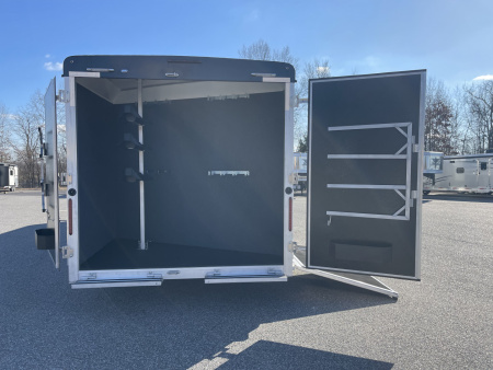 New 2026 Bison Trailers SV8313B.S.R- SIDE LOAD Horse Trailer