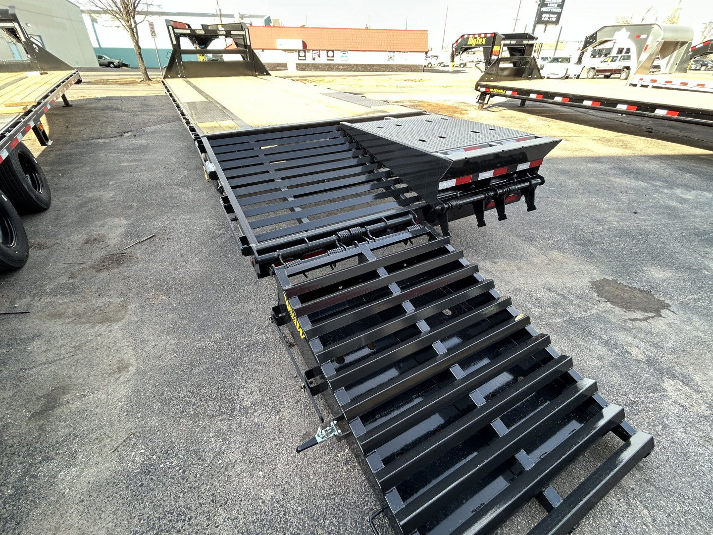 New 2026 Big Tex Trailers 22GN-33D5A-MRBK Gooseneck Bodies