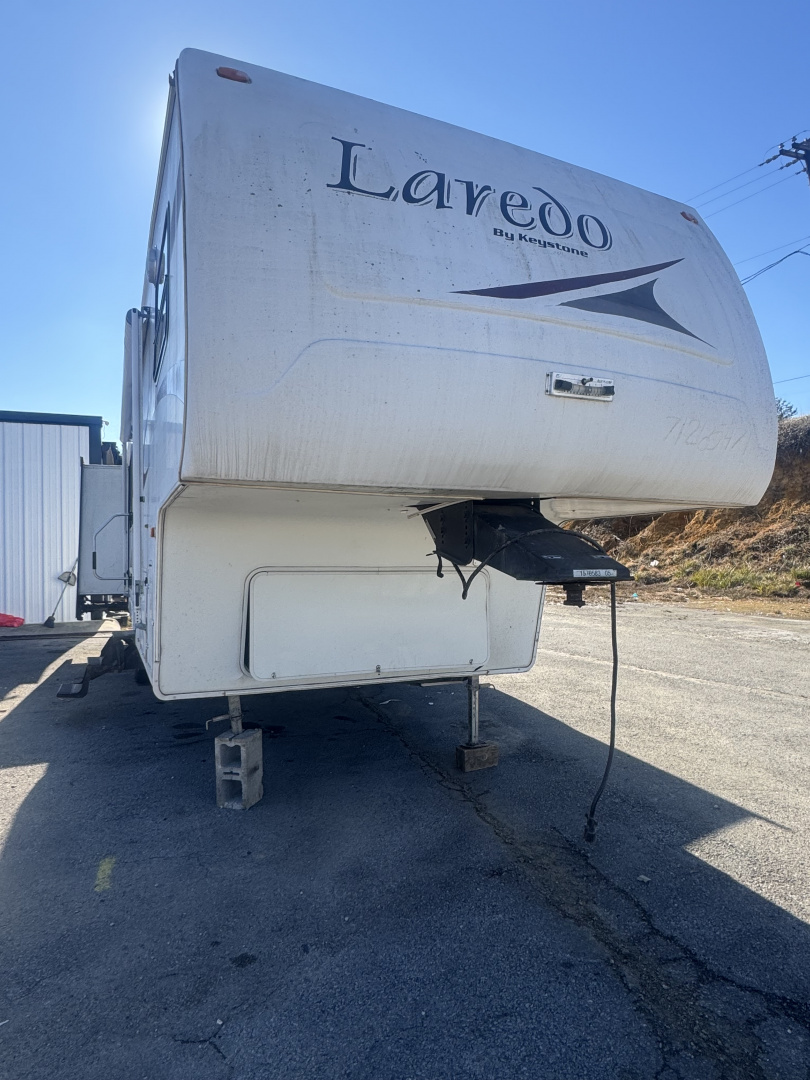 Used 2005 Keystone RV Laredo Fifth Wheel
