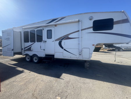 Used 2005 Keystone RV Laredo Fifth Wheel