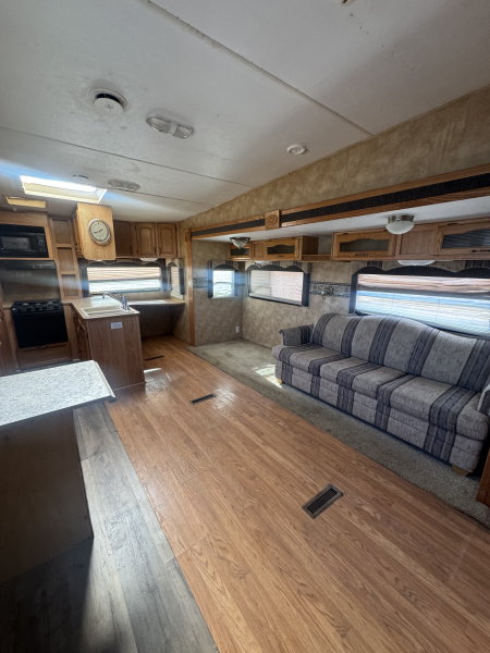 Used 2005 Keystone RV Laredo Fifth Wheel