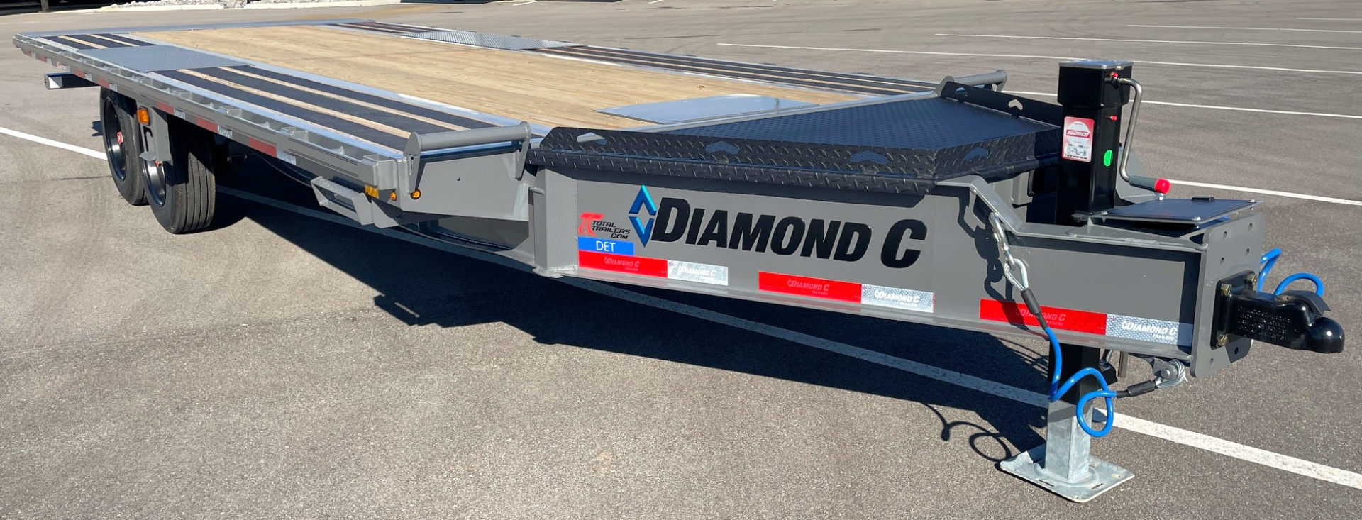 New Diamond C Trailers DET 22' Power Tilt Deck over Trailer 18,000LB, Non Skid Floor, 8K Axles, 17.5" Tires