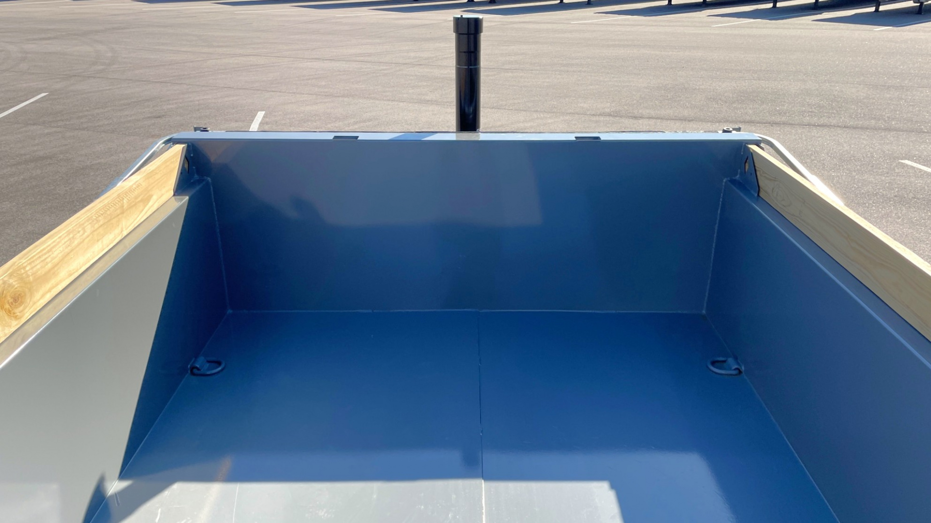 New Diamond C 16' LPT 208 Cement Gray Dump Trailer: 18K (GVWR) Spare, 24" Sides