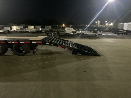 New 2026 Diamond C Trailers FMAX 210 30 X 102 Flatbed Trailer
