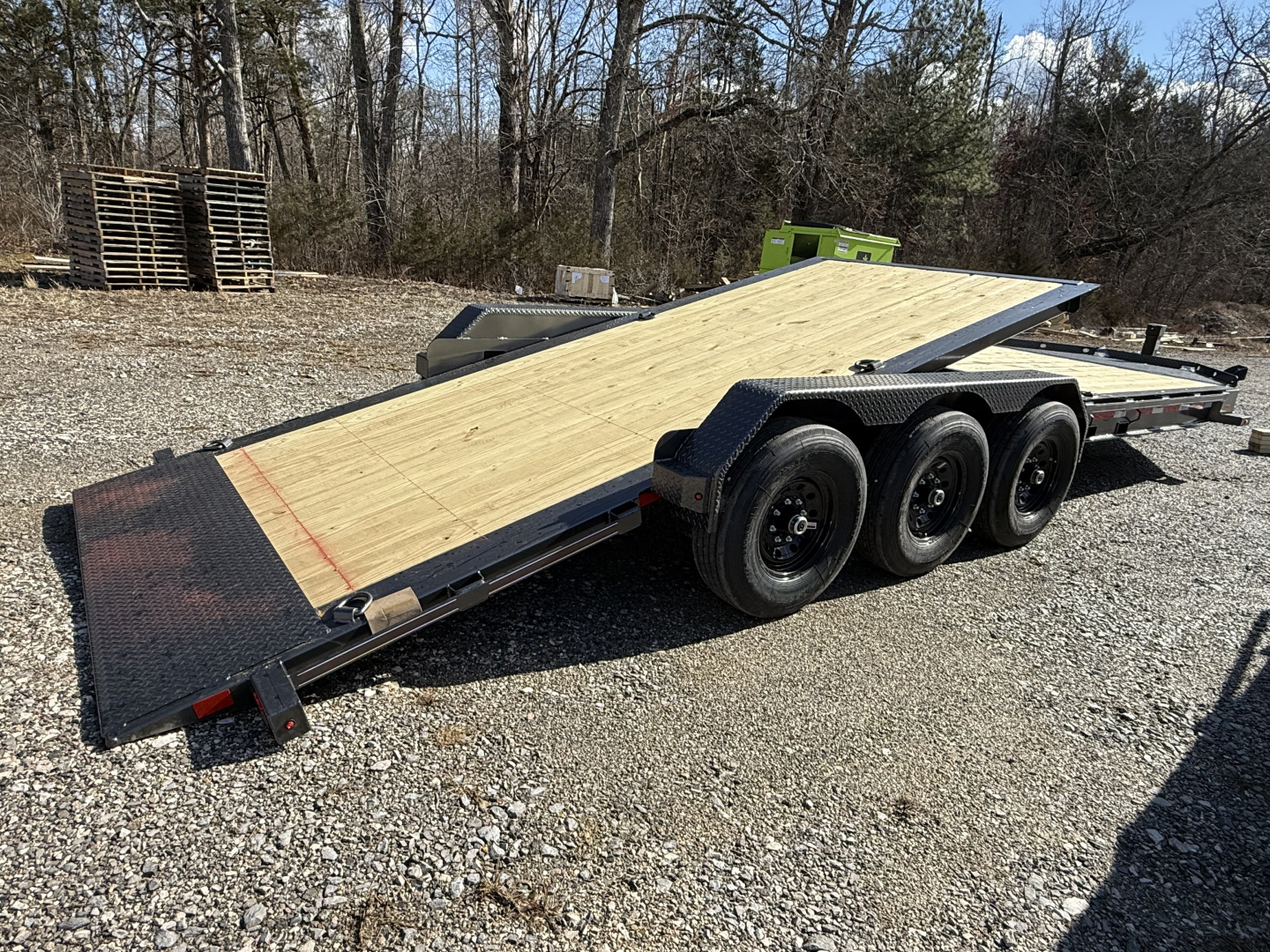 New 2026 Diamond C HDT 307 24’ Tilt Trailer, 24K GVWR, 2 SPD JACK, FORK HOLDERS
