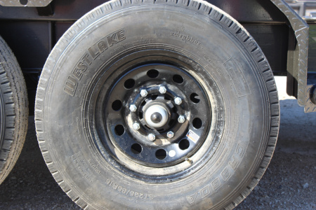 New 2026 MAXXD EHX 22' Equipment Trailer