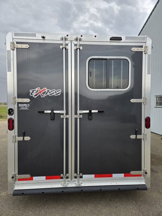 New 2026 Exiss Trailers 2H 7200 BP Horse Trailer
