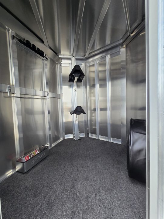 New 2026 Exiss Trailers 2H 7200 BP Horse Trailer
