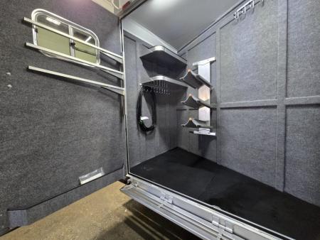 New 2025 Platinum Coach 3H Outlaw Conversion Horse Trailer