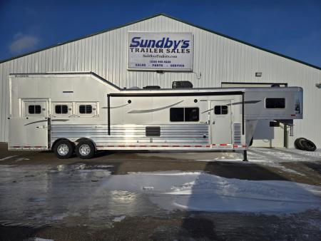 New 2026 Platinum Coach 3H Outlaw Conversion Horse Trailer