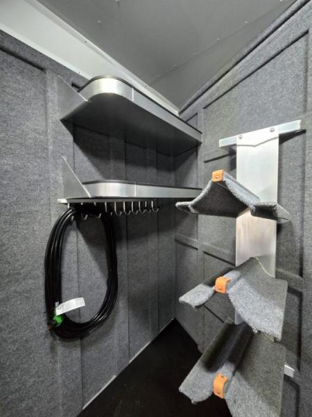 New 2025 Platinum Coach 3H Outlaw Conversion Horse Trailer
