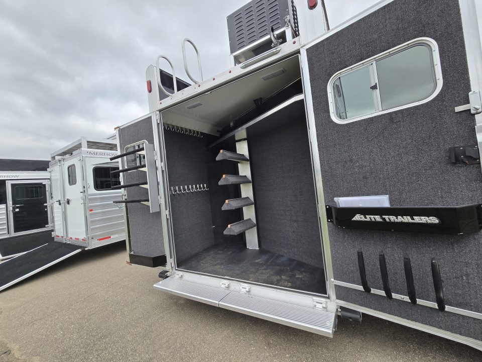 New 2026 Elite Trailers 4H Outlaw Conversion Horse Trailer