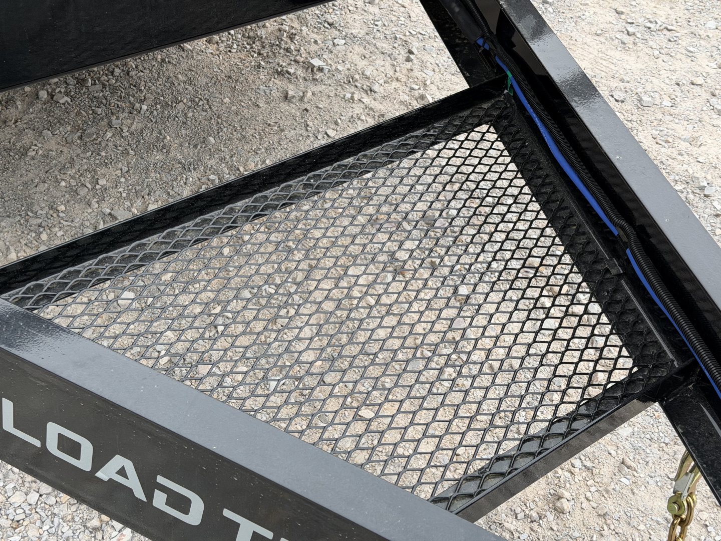 New 2026 Load Trail CH 83X22' Equipment Trailer TRIPLE AXLE MAX RAMPS 21K GVWR