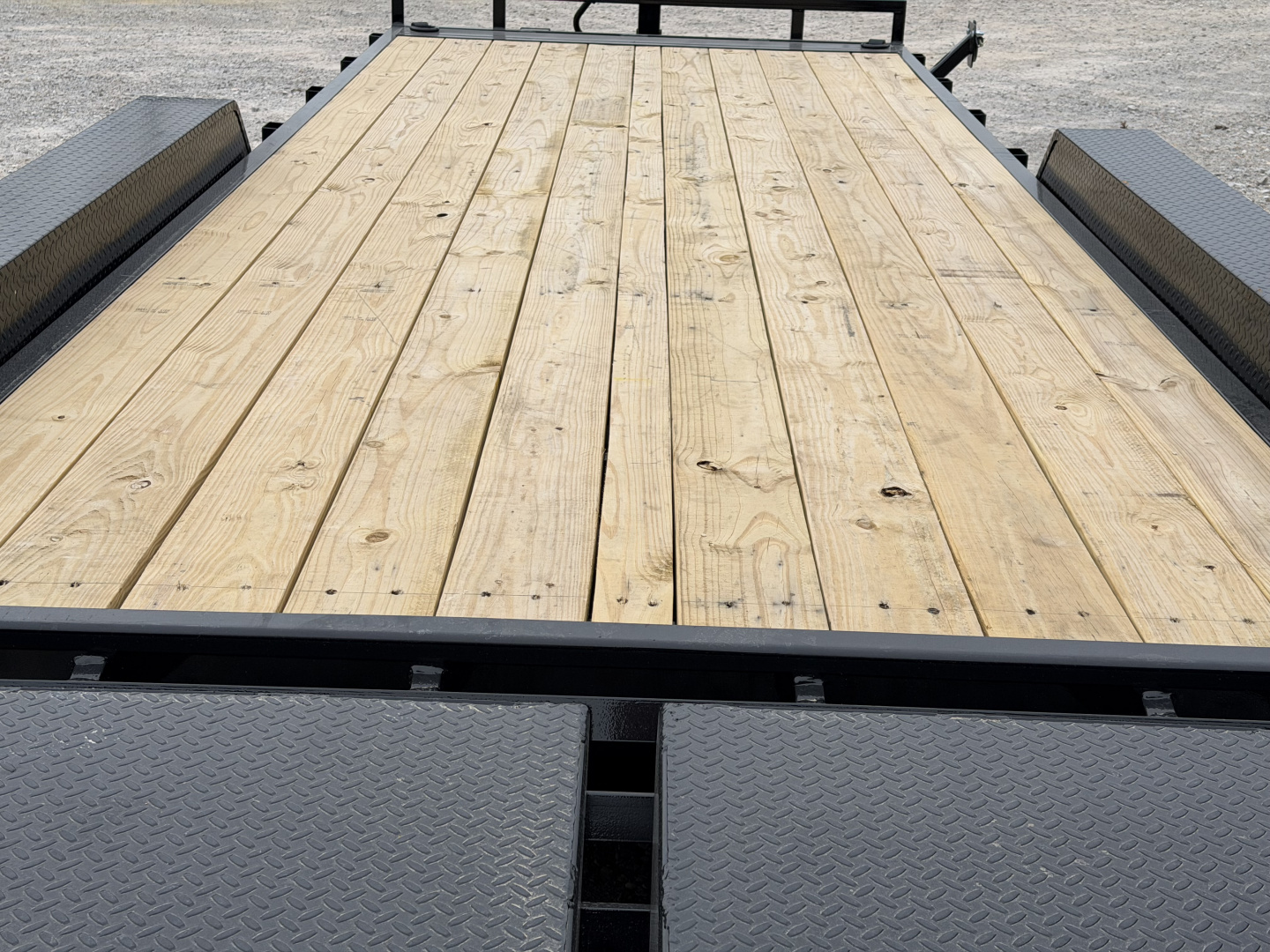 New 2026 Load Trail CH 83X22' Equipment Trailer TRIPLE AXLE MAX RAMPS 21K GVWR