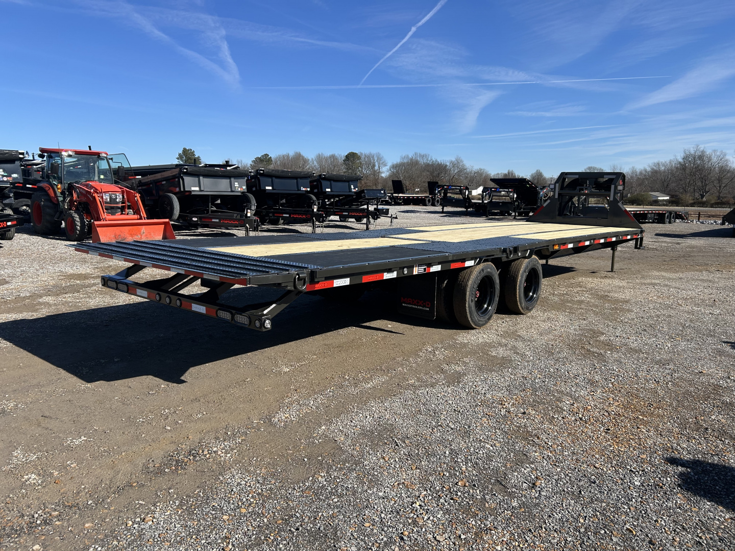 New 2026 MAXXD Gooseneck Trailer | 32' x 102' 30K GVWR