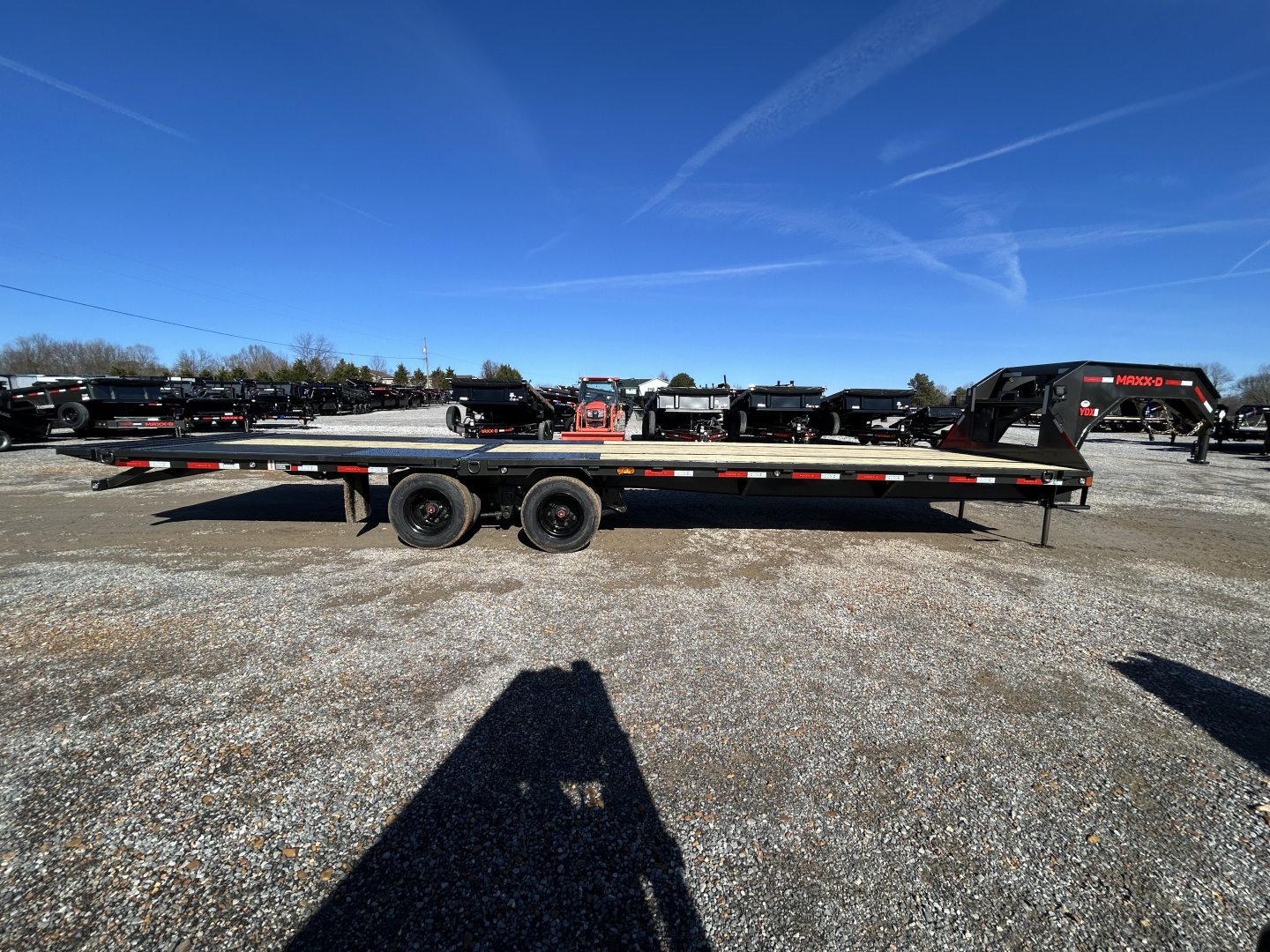 New 2026 MAXXD Gooseneck Trailer | 32' x 102' 30K GVWR