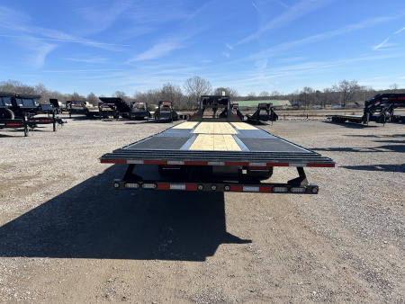 New 2026 MAXXD Gooseneck Trailer | 32' x 102' 30K GVWR