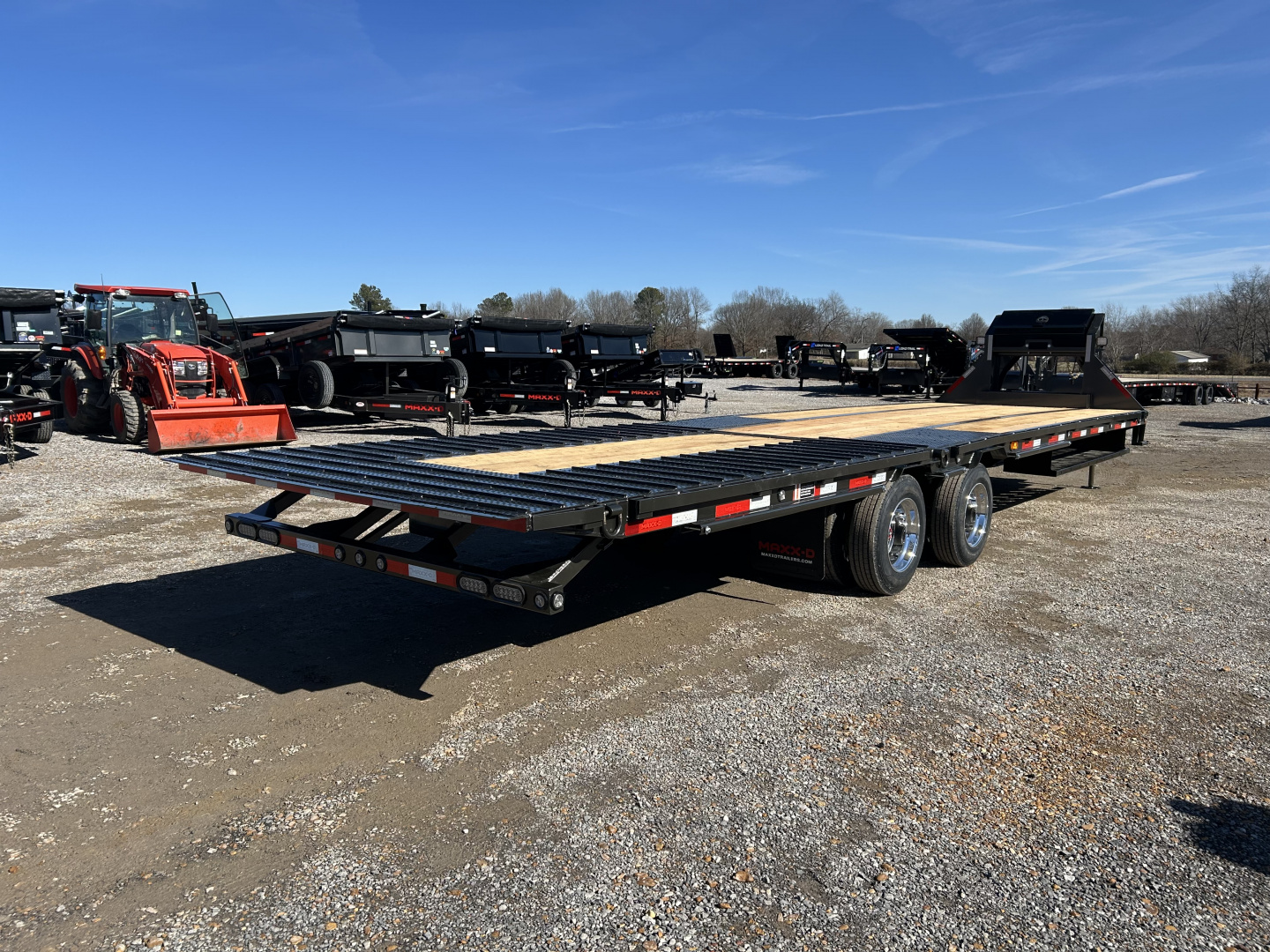 New 2026 MAXXD Gooseneck Trailer | 32' x 102' 30K GVWR