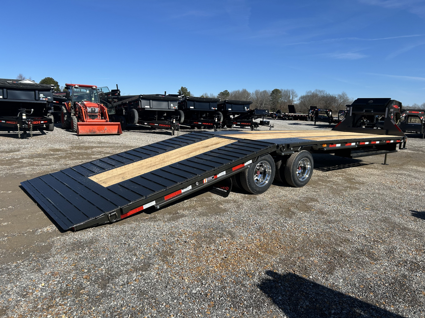 New 2026 MAXXD Gooseneck Trailer | 32' x 102' 30K GVWR