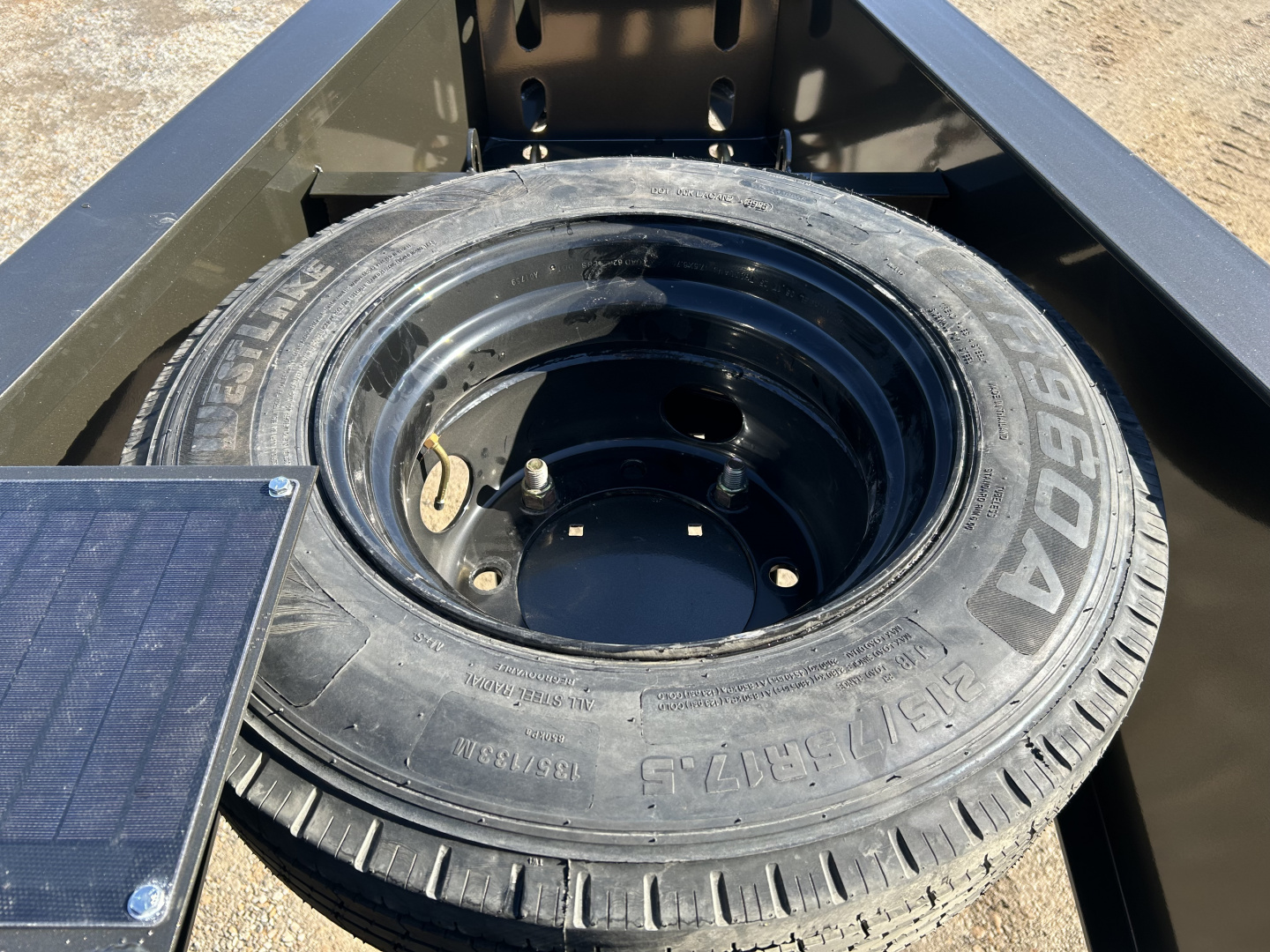 New 2026 MAXXD Gooseneck Trailer | 32' x 102' 30K GVWR