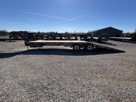 New 2026 MAXXD Gooseneck Trailer | 32' x 102' 30K GVWR