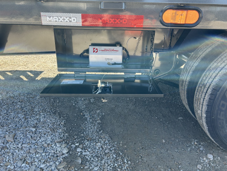 New 2026 MAXXD Gooseneck Trailer | 32' x 102' 30K GVWR