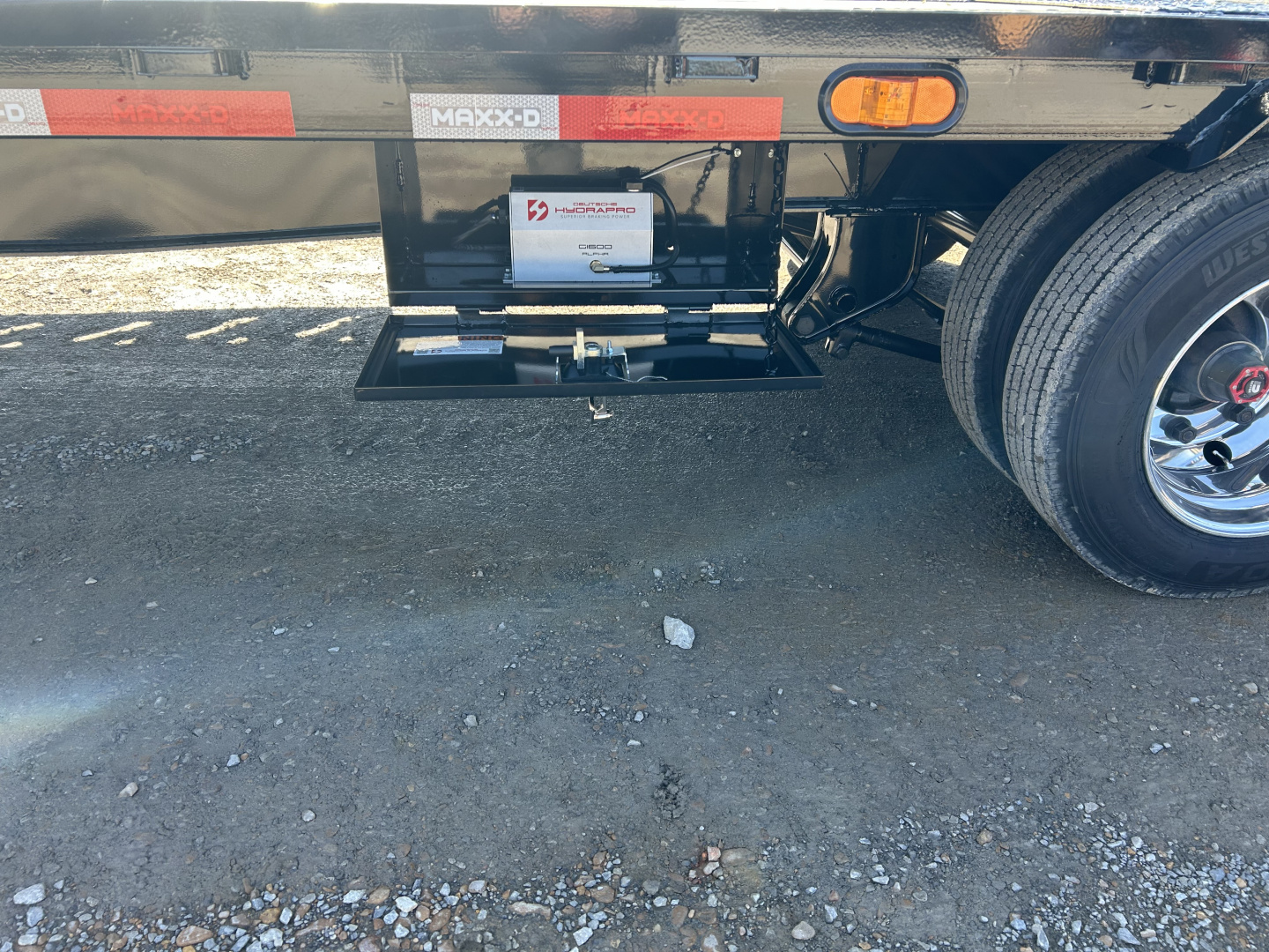 New 2026 MAXXD Gooseneck Trailer | 34' x 102' 30K GVWR