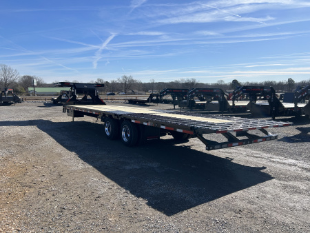 New 2026 MAXXD Gooseneck Trailer | 34' x 102' 30K GVWR