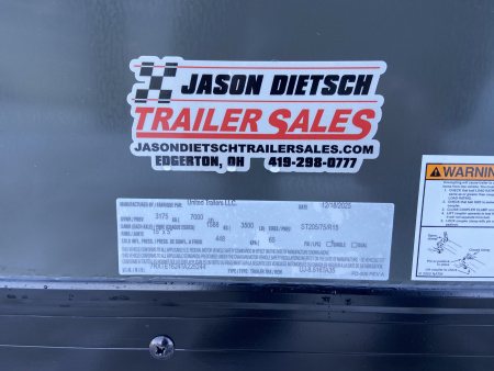 New United Trailers UJ Cargo Enclosed Trailer 16'