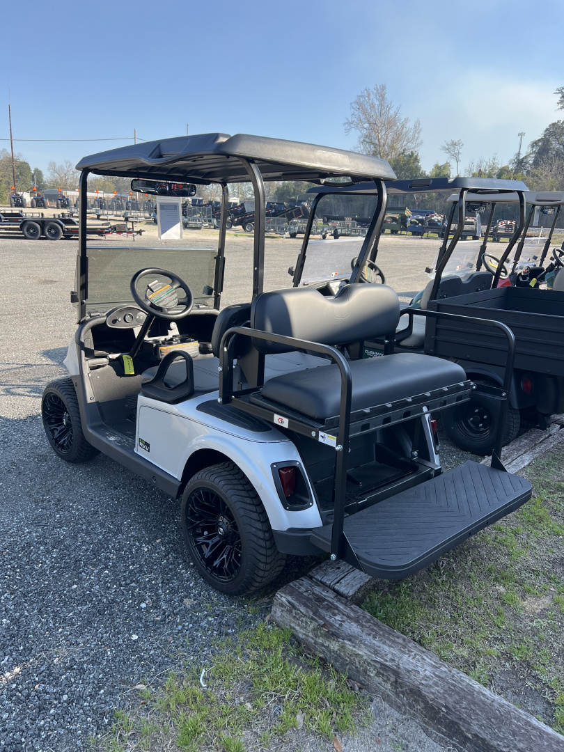 Used 2020 E-Z-GO RXV ELITE Golf Cart