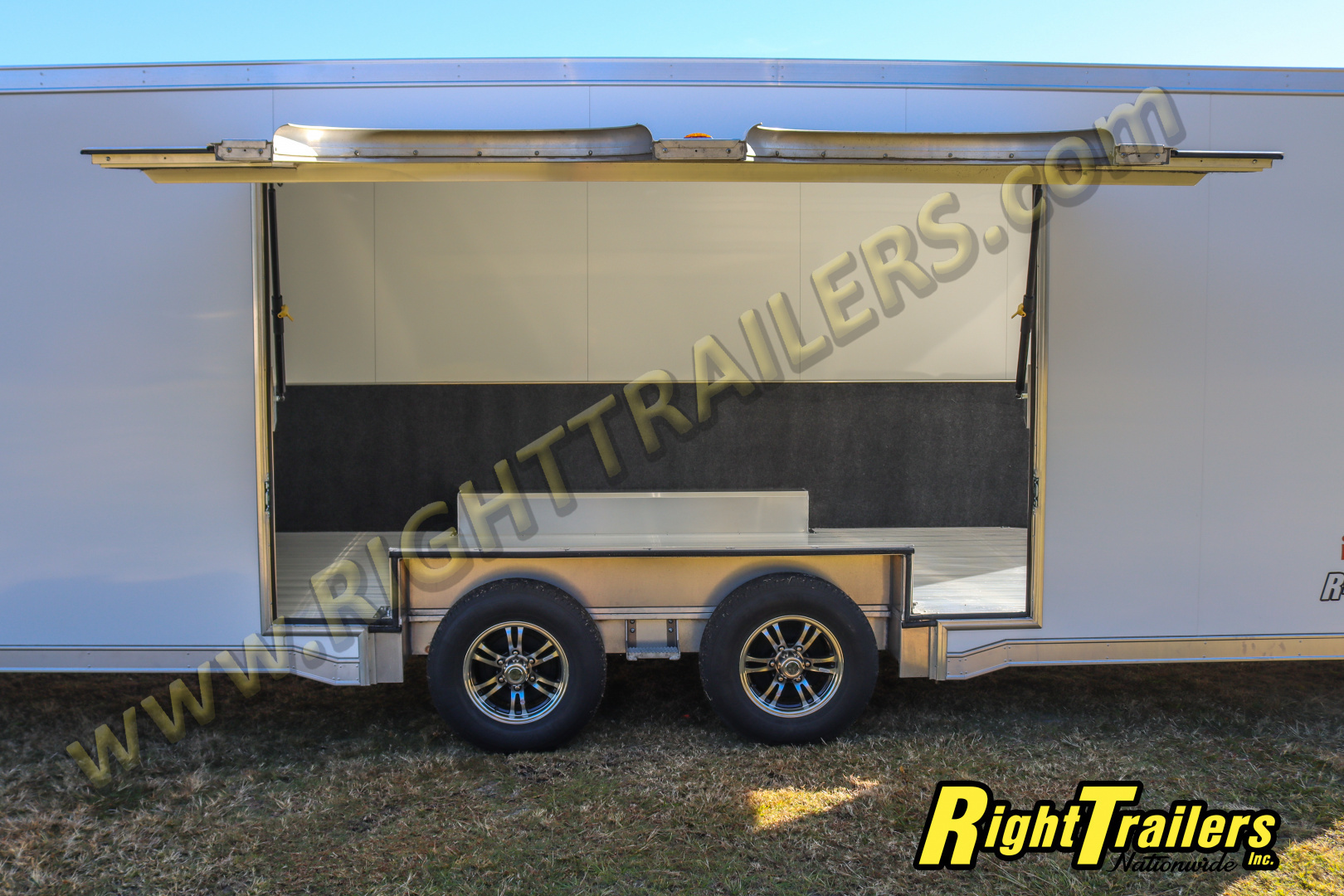 New 2026 8.5X28 inTech RACE TRAILER