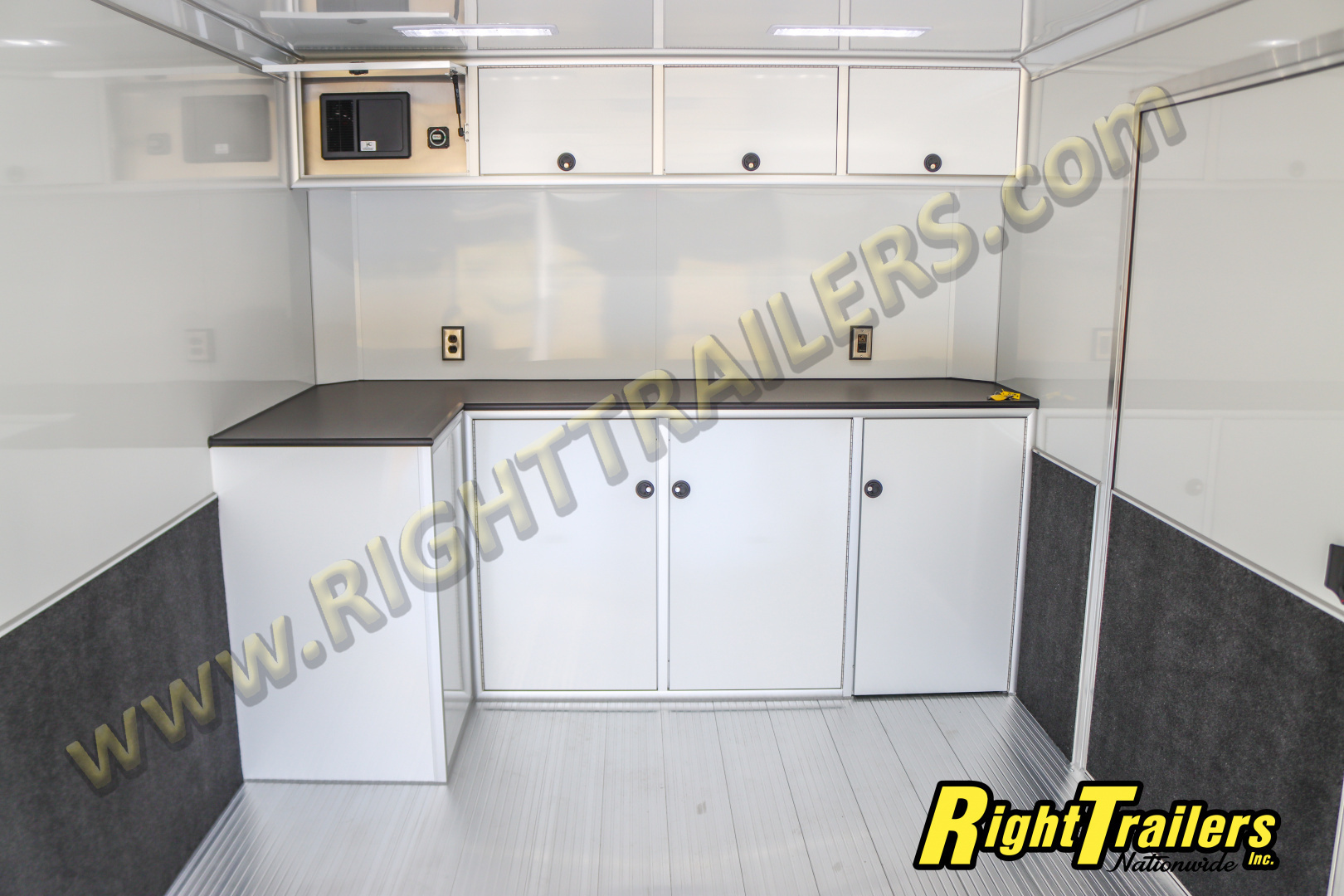 New 2026 8.5X28 inTech RACE TRAILER