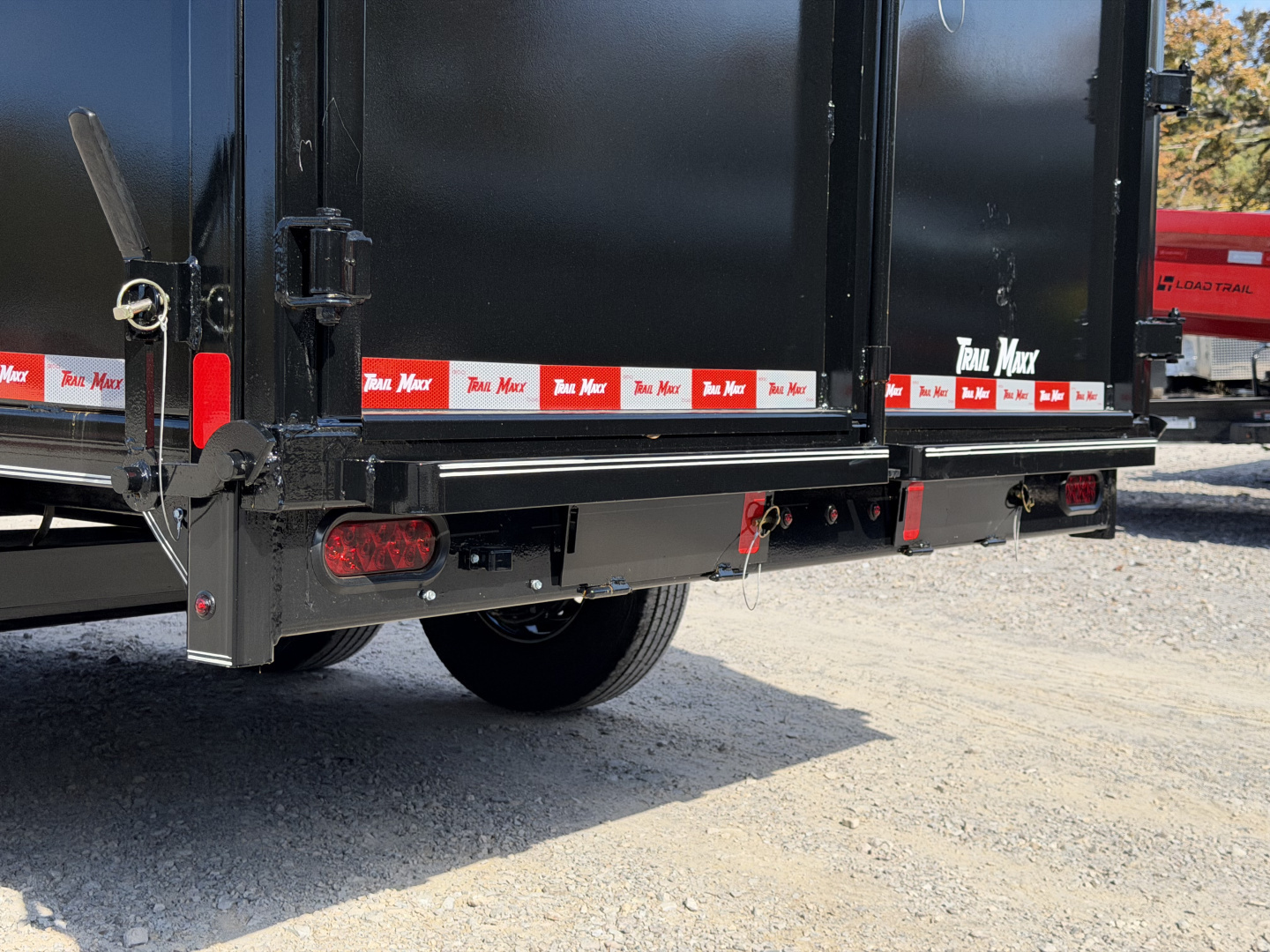 New 2025 TrailMaxx Trailers 83X14 HIGH SIDE Telescopic 14K GVWR GOOSENECK Dump Trailer