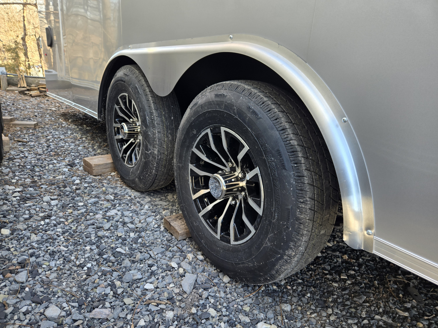 New 8.5 x 24 Look ST DLX V-Nose Enclosed Car Trailer, 10k GVWR ***Silver Composite Panels, 16" OC Walls, 12" Ext. Tongue, Black Alum Wheels, Rear Flare w/Lights