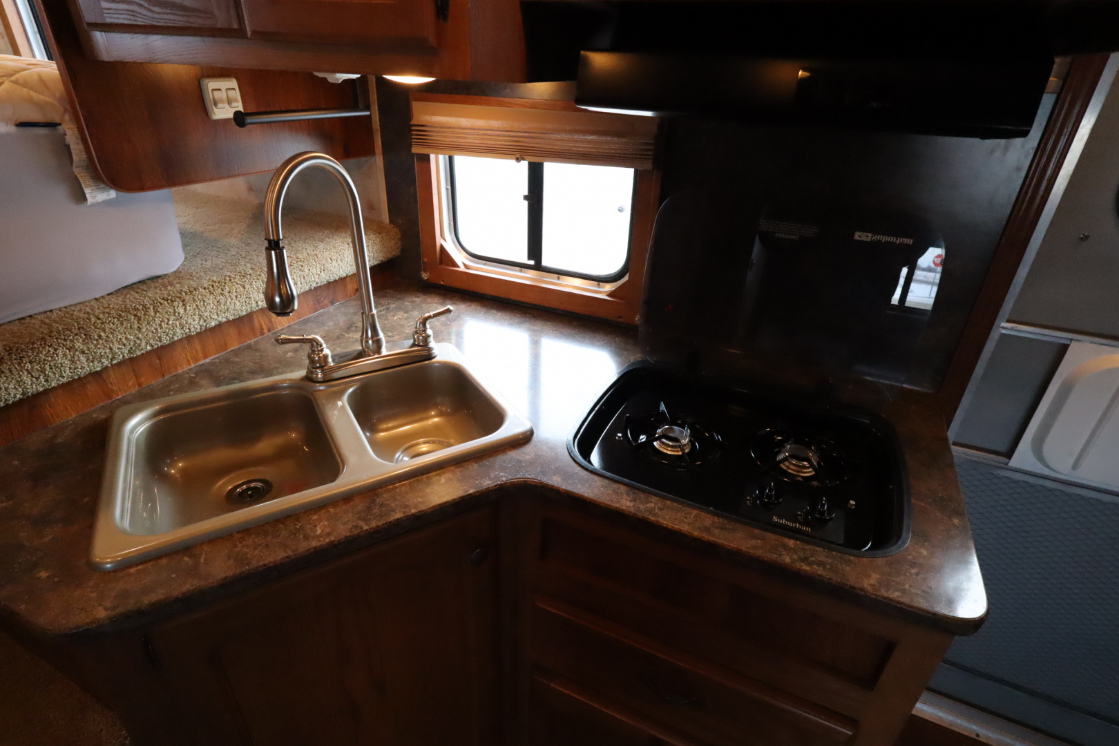 Used 2014 Lakota 3 Horse LQ Slide-out Horse Trailer