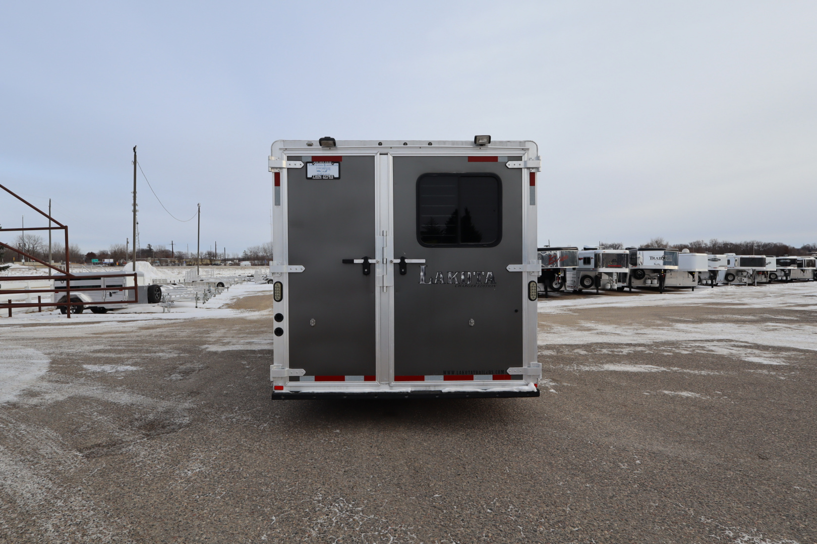 Used 2014 Lakota 3 Horse LQ Slide-out Horse Trailer
