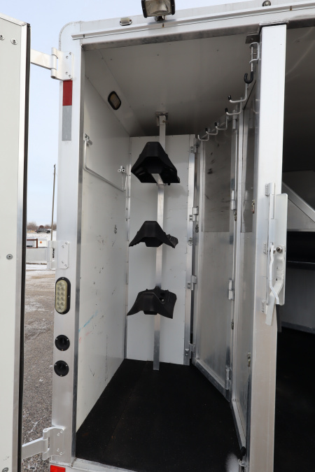 Used 2014 Lakota 3 Horse LQ Slide-out Horse Trailer