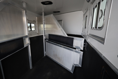 Used 2014 Lakota 3 Horse LQ Slide-out Horse Trailer