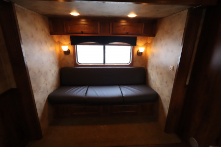 Used 2014 Lakota 3 Horse LQ Slide-out Horse Trailer