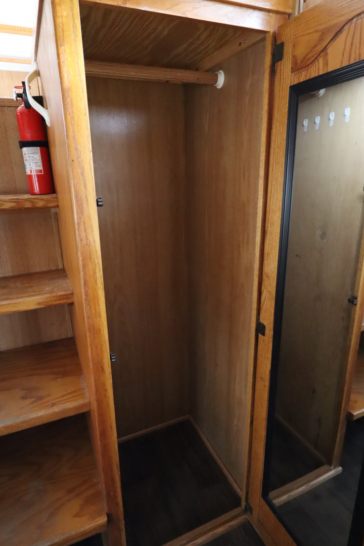 Used 1997 Sooner 4 Horse LQ Horse Trailer