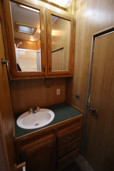 Used 1997 Sooner 4 Horse LQ Horse Trailer