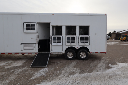 Used 1997 Sooner 4 Horse LQ Horse Trailer