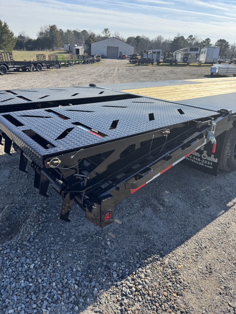 New 2026 Iron Bull 25' GN Equipment Trailer
